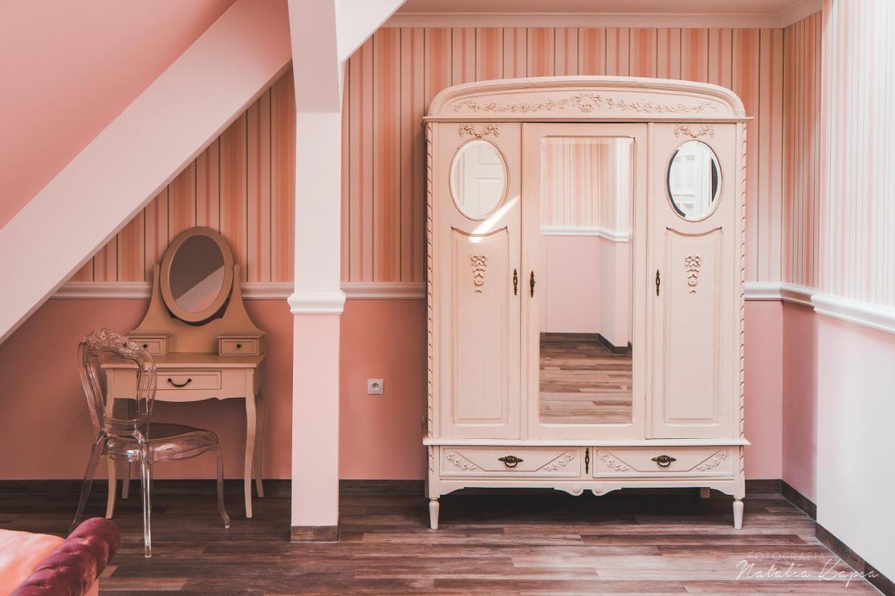Palac Rajkowo Bed and Breakfast Szczecin Buitenkant foto
